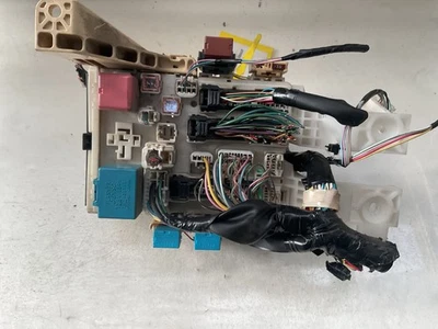 CENTRALINA PORTA FUSIBILI PER TOYOTA Yaris Serie 82730-0D290 Benzina 1.0 (08>11 - Immagine 1 di 4