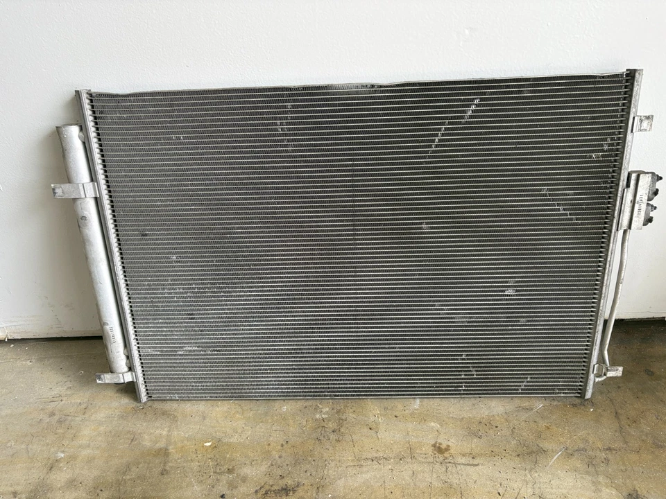 2015 2016-2018 Kia Sedona EX 3.3L V6, AC Air Conditioner Condenser, OEM Original - Изображение 1 из 4