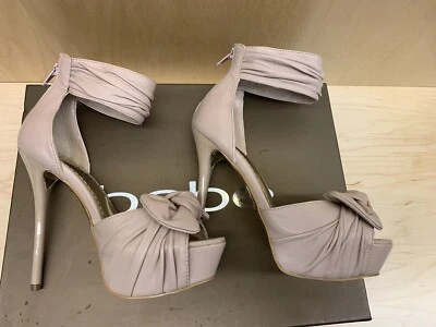 NUEVAS Sandalias de Cuero Bebe Luella Plataforma Tacones de Aguja ¡NUEVAS CON ETIQUETAS! Arena cubana (A130) Foto 1 de 4