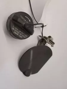 2007 08 09 10 11 12 13 14 15 16 2017 Jeep Grand Cherokee Fuel Filler Door Gray - Picture 1 of 12