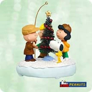 Hallmark Ornament 2002 ~ Peanuts - Amazing Tree ~ QXI7517 ~ NUEVO EN CAJA - Imagen 1 de 1