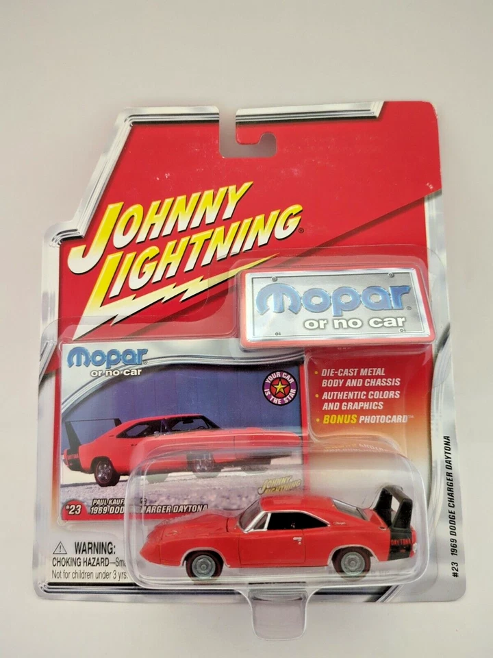 1969 Dodge Charger Daytona 2004 Johnny Lightning MOPAR or No Car 1 64