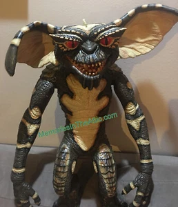 Trick or Treat Studios Gremlins Evil Puppet Prop Jumbo Halloween Movie Style NEW - Picture 1 of 6