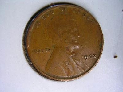 1942 Lincoln Wheat Cent,( ERROR THERE IS Material rolled over "L" IN LIBERTY)  - Image 1 of 4