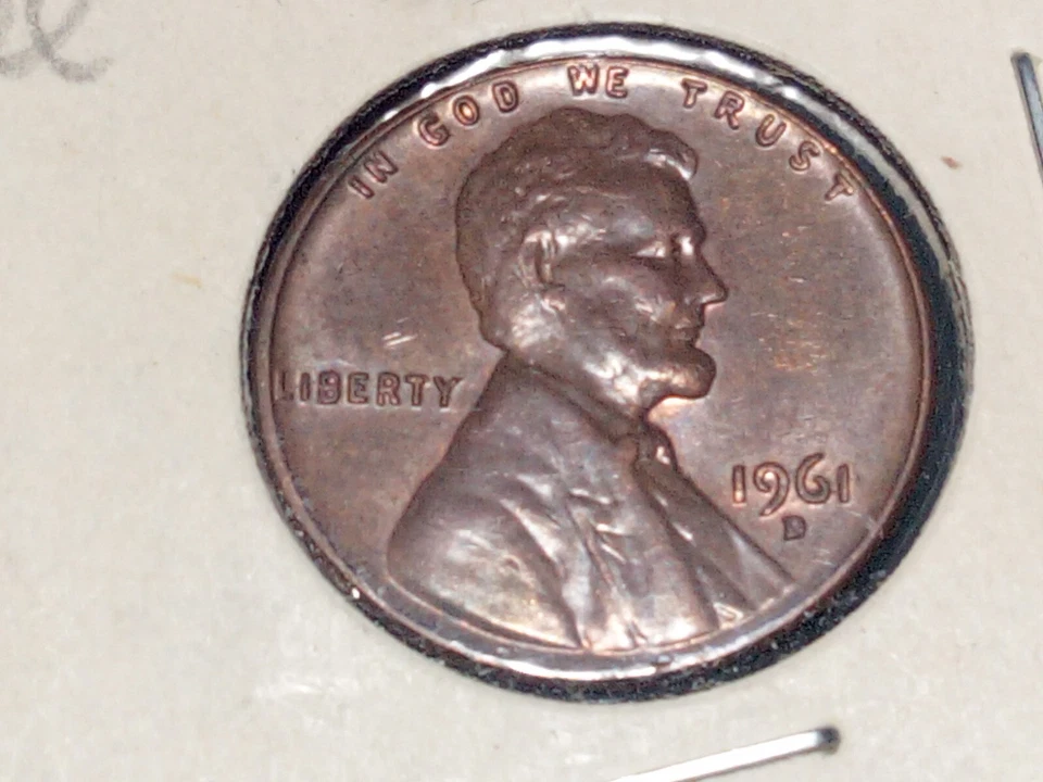 Mint Error Coin Lincoln Memorial 1c One Cent 1961 Denver DDO And Cracked Skull  - Image 1 of 4