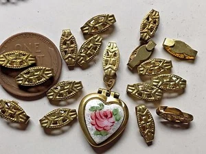 30 Vintage Filigree Bails,Aged Brass bails,Vintage Findings,Filigree bails,G28 - Picture 1 of 9