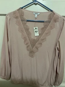 Express Top Womens Pale Pink Lace V Neck Long Sleeve Banded Blouse Boho New M - Picture 1 of 4