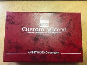 Iwata Custom Micron CM-C Excellent boxed condition recently fully serviced boxed