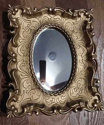 Espejo de pared vintage pequeño dorado ornamentado barroco Hollywood Regency marco rectangular Foto 1 de 4