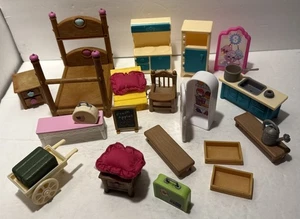 Lote de accesorios Lil Woodzeez Calico Critters ver todas las fotos - Imagen 1 de 16
