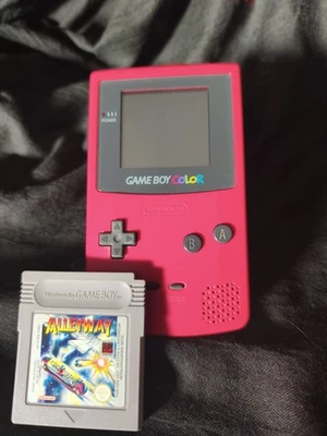 NINTENDO GAME BOY COLOR ROSSO,  ORIGINALE, TESTATO E FUNZIONANTE Con Gioco Alley - Immagine 1 di 4