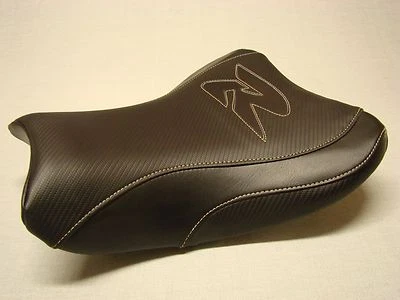 FRONT SEAT COVER BLACK CARBON FIBER TEXTURE WILL FIT SUZUKI 07/08 GSXR1000R - Image 1 of 4