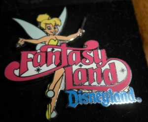 Disneyland Pin Tinkerbell Fantasy Land 2002 - Picture 1 of 1