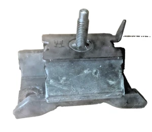 TRANSMISSION MOTOR MOUNT Factory Part # 22216049 NEW - Picture 1 of 4