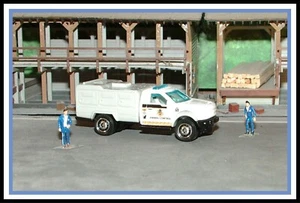Matchbox _ 2018 _ 2010 Ford F-150 / Animal Control _ # 81/120 - Picture 1 of 2
