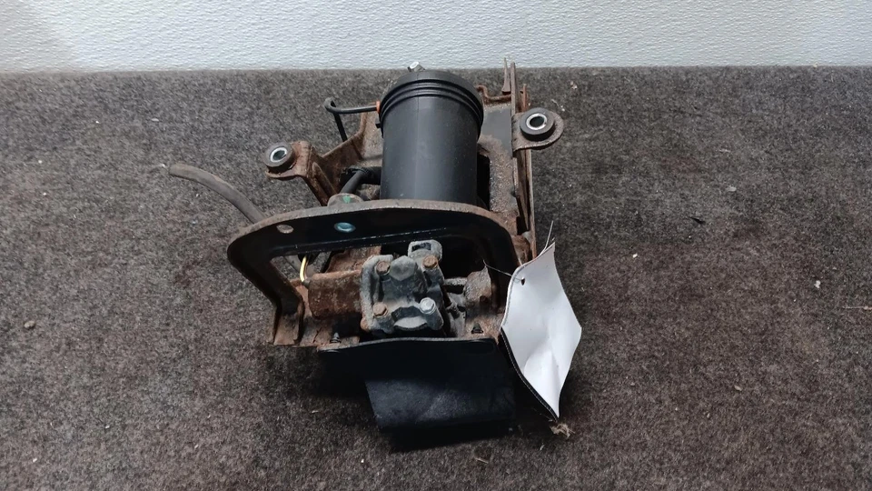 Compresor de aire CADILLAC XTS (control de resortes neumáticos traseros) 13 14 15 16 17 18  Foto 1 de 3