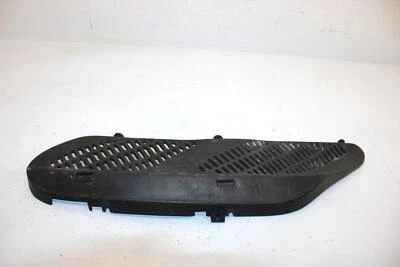 2001 MXZ 700 OEM grelha intermediária destro, preta 517302028 SSS - Imagem 1 de 4