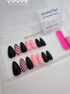 Pink & schwarz Mandel/Stiletto Press On Nägel, zum Aufkleben, Medium, Box Inc Custom - Bild 1 von 4