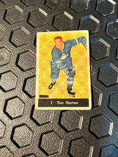 1961-62 PARKHURST HOCKEY #1 TIM HORTON TORONTO MAPLE LEAFS [FAIR] HEAVY CREASES