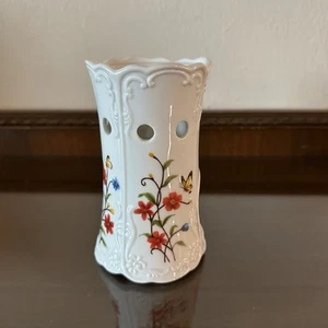 Yankee Candle Scaldacandele Porcellana Bianca Floreale Farfalla Tea Light 5,5 No Chips - Foto 1 di 5