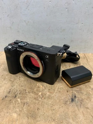 Sony A7C Full-Frame Mirrorless Camera (Body Only) (E10044482) - Image 1 of 4