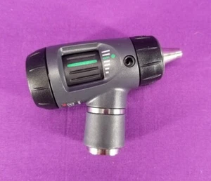 Welch Allyn 3.5V 23810 Macroview Otoscope - Slight issue-See photos-collectible - Picture 1 of 6