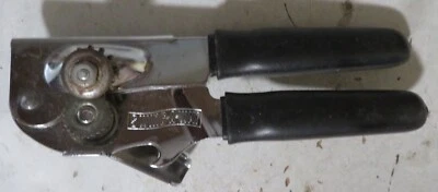 Vintage SWING-A-WAY Swing Away Manual Can Opener Black Handle USA Good Used - Image 1 of 4