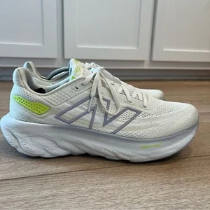 New Balance Women’s 1080v13 Purple White Yellow Running Shoe Size 10 - Picture 1 of 9