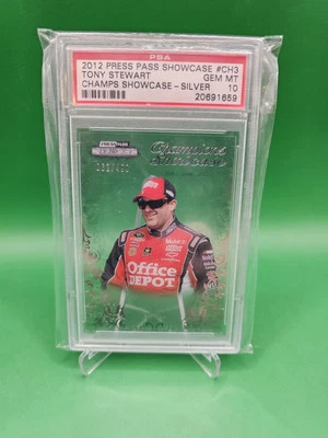 Press Pass Showcase 2012 - Champions Showcase #CH 3 Tony Stewart/499 - PSA 10 Foto 1 de 2