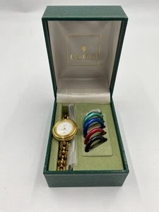 Reloj Gucci dorado vintage con bisel intercambiable - Imagen 1 de 10