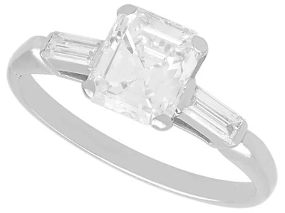 1.61ct Diamond and Platinum Solitaire Ring Vintage Circa 1945 - Image 1 of 4