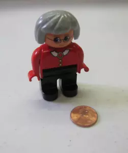 Lego Duplo GRANDMA GRANDMOTHER 2.5" FIGURE Grey Hair & Glasses Red Shirt #3 - Picture 1 of 3