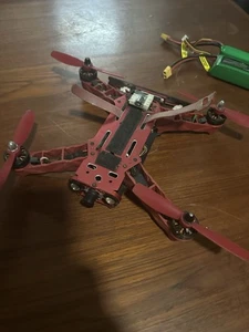 FPV Racing Drohne - Powers On - 2204 Motoren - Kamera - ungetestet - siehe Fotos - Bild 1 von 9