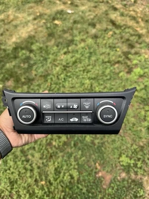 2016-2018 ACURA ILX HEAT/AC CONTROLLER BLACK TC: 79600 TV9 A512 M1- - Image 1 of 4