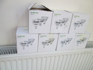 Grow Lamp high efficiency E27 100W PAR38 150pcs led chips indoor plants qty 7