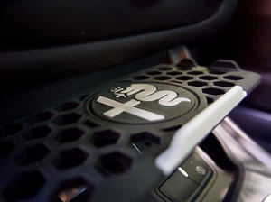 Supporto Telefono Cellulare Porta Smartphone ALFA ROMEO GIULIETTA DNA - Zdjęcie 1 z 9