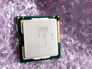 Intel Core i3-2120 i3-2120 - 3.3GHz - Picture 1 of 3