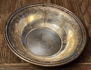 VINTAGE INTERNAZIONALE ARGENTO STERLING "PERSIANO" BOMBONIERA 6" CIOTOLA 109,9g - Foto 1 di 15