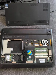 Lenovo thinkpad edge E130 - Imagen 1 de 4
