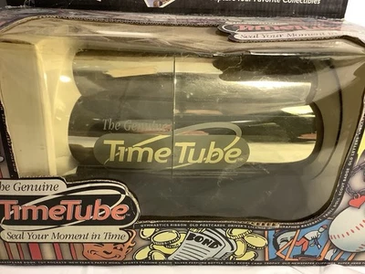 VINTAGE The Genuine Time Tube Time Capsule Sin Usar Caja Abierta Memorias Millenium Foto 1 de 4