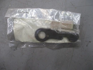NOS YAMAHA BANSHEE WARRIOR PARKING BRAKE LEVER LOCK 1UY-83965-00-00 - Picture 1 of 2