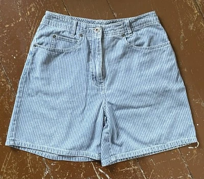 "Pantalones cortos Christopher & Banks azul y blanco a rayas tiro medio 5,5"" talla 6" Foto 1 de 4