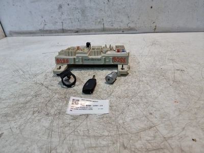 Ford Focus BCM Body Control Module & Ignition Switch 2008 MK2 OEM 7M5T-14A073-FB - Image 1 of 4