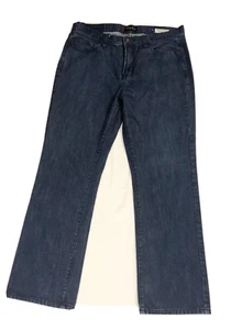 Jeans Guess pantaloni regular dritti mezzaluna fit denim blu scuro 33 x 30 - Foto 1 di 11