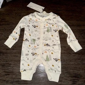 Gerber Modern Moments Coveralls, Newborn Boy Cabin Bear Mountains NWT - Picture 1 of 3