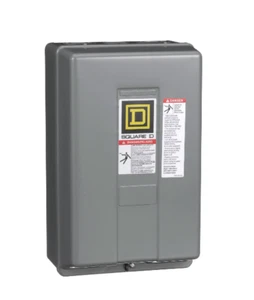 NEW SQUARE D 8903SPG3V02 60AMP 4 Pole LIGHTING CONTACTOR IN ENCLOSURE 110/120V - Picture 1 of 2