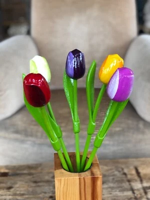 Tulipanes de madera, juego de 5 tulipanes de primavera, decoración de mesa de flores de 13,3"", madera hecha a mano  Foto 1 de 4