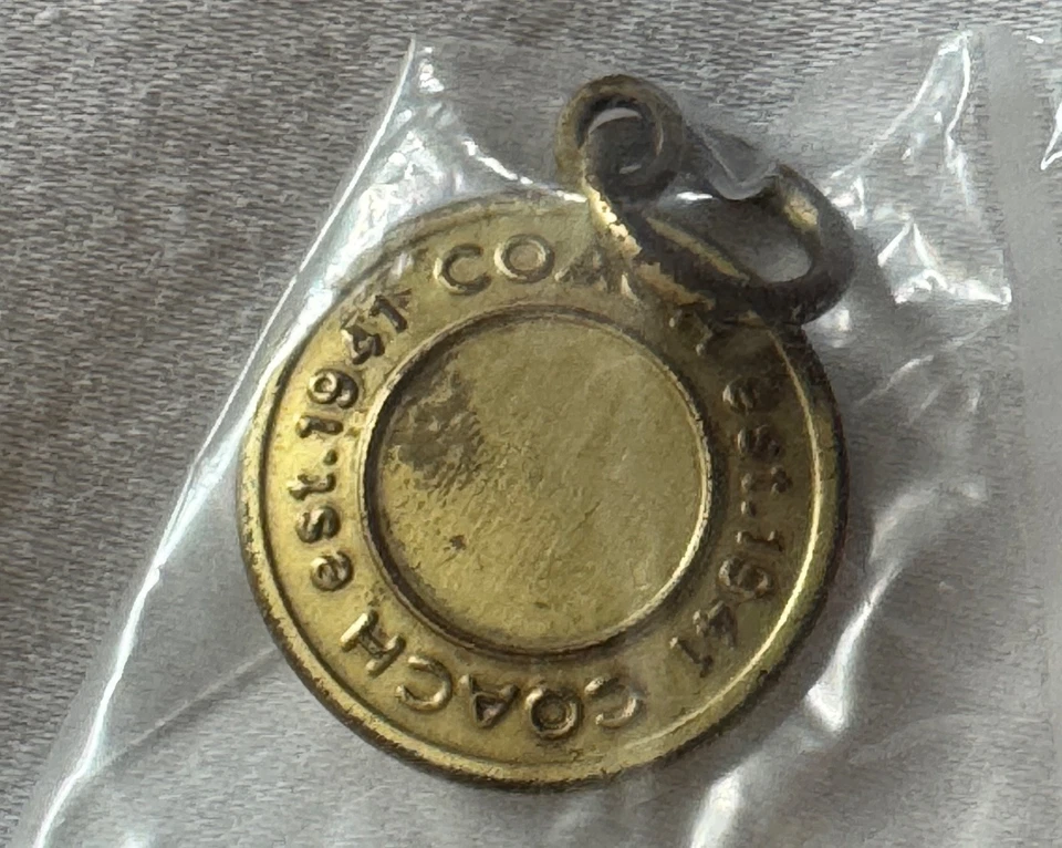 VINTAGE COACH Round brass gold Metal Disc Key Fob Bag Charm Keychain Hang Tag - Image 1 of 2