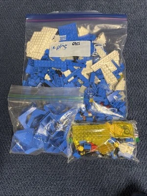 LEGO Classic Space 6985 Cosmic Fleet Voyager 100% Complete - Image 1 of 4