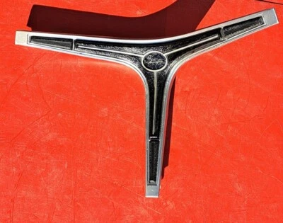 AMC Javelin SST 1968 1969 volante bocina central moldura tres radios OEM Foto 1 de 4